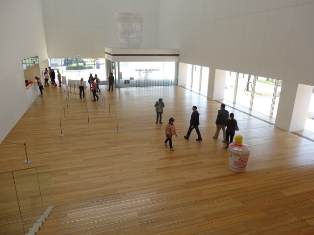 The entrance hall is seriously grand. Check out the giant cup noodle above the automatic doors!