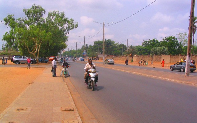 Sandy road near the Lome shore.