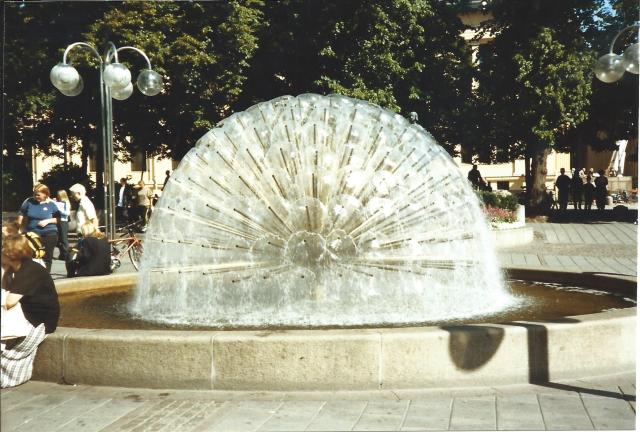 Cool fountain in Oslo.