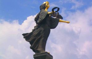 Statue of St Sofia