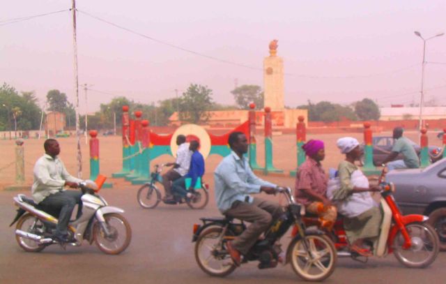 A blurry pic of the Ouaga streets.