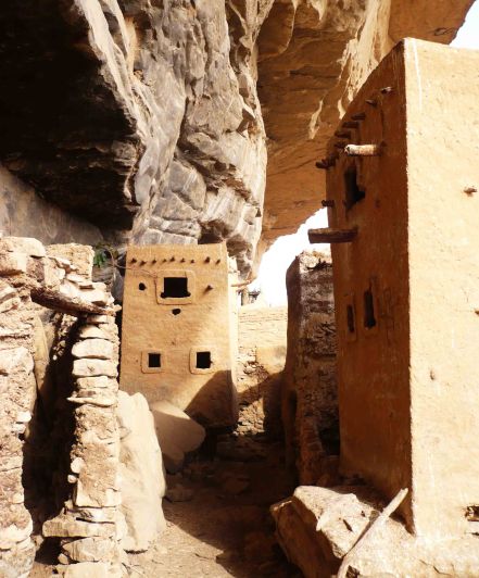 Mudbrick houses, unoccupied, close up.