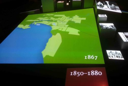 Electronic map showing the expansion of Melbourne.