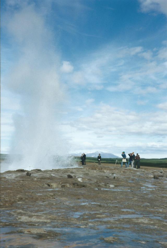 Geysir goes WEEEEEEEEEEEEEEEEEEE!