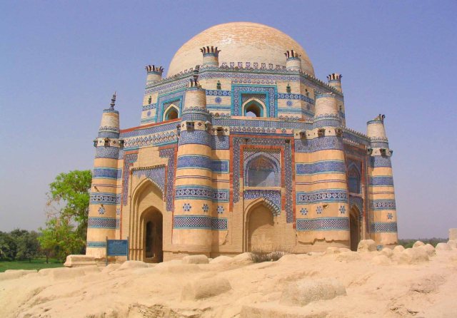 This one is the Tomb of Bibi Jawindi.