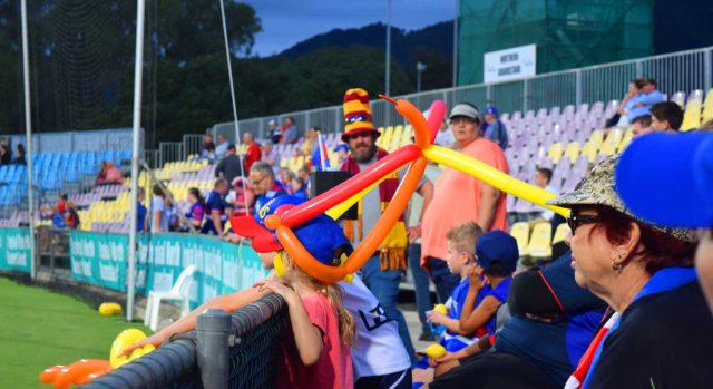 The crowd starts to build.