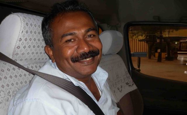 taxi-driver-to-sigiriya