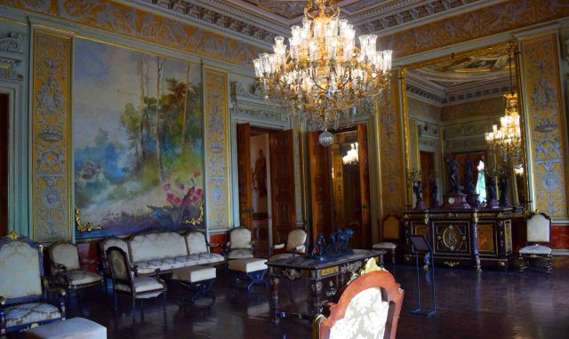 inside-catete-palace
