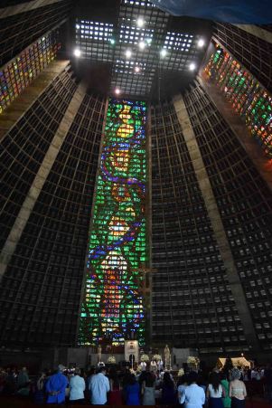 Inside the Metropolitan Cathedral.